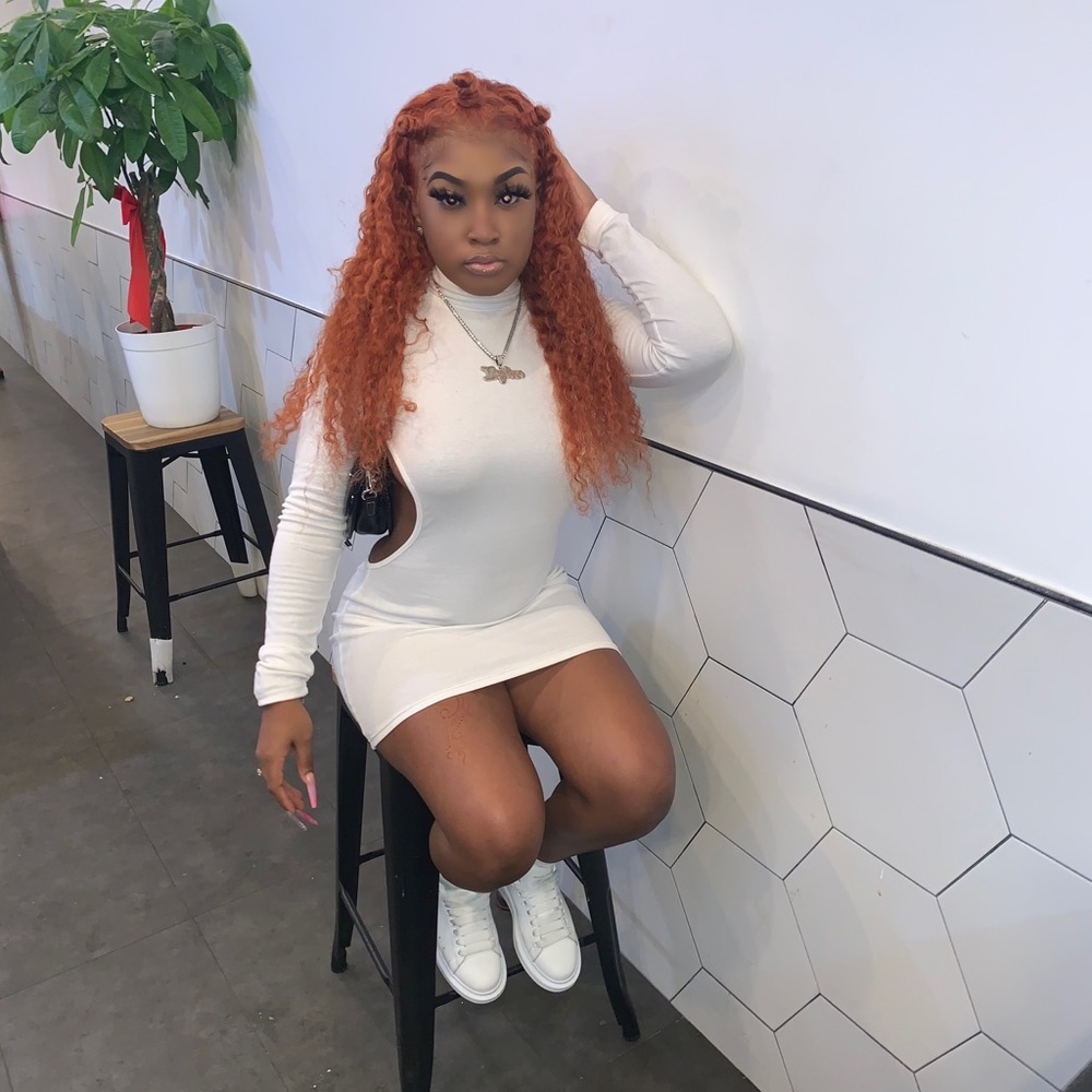 Cut Out long sleeve white dress